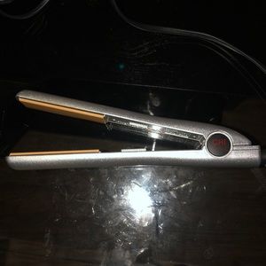 CHI ionic flat iron